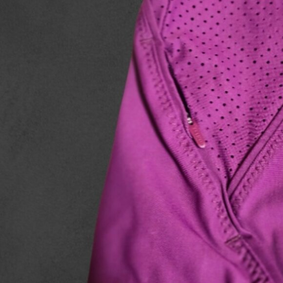 Pink Plum Mulberry Long  ATHLETA Crewneck Breathable Workout Shirt sz M - Picture 3 of 7